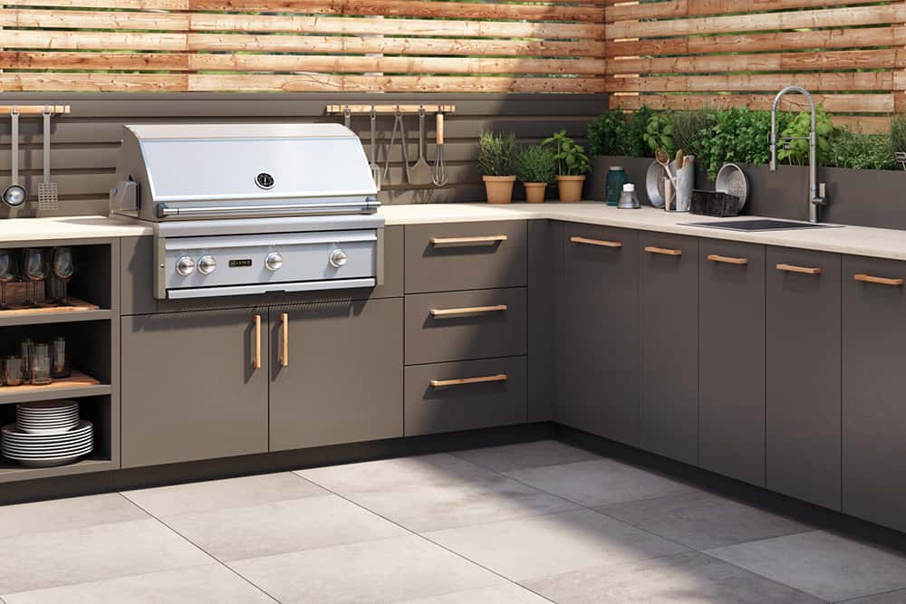 Outdoor Kitchens & Cabinetry